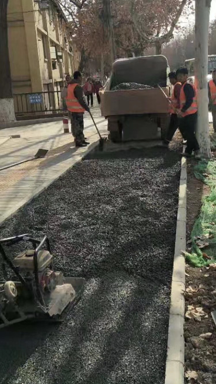 寶平路、群眾路透水地坪