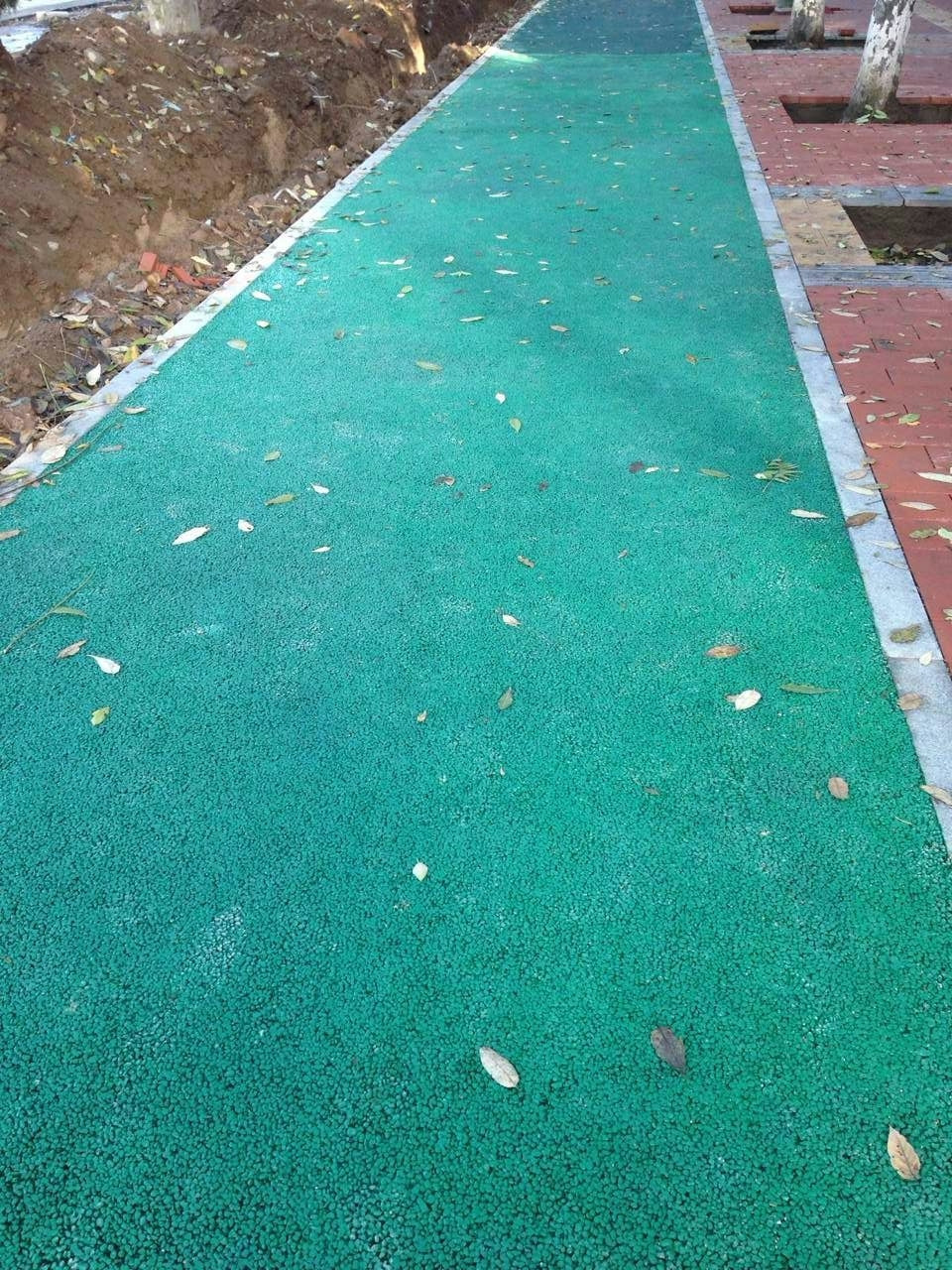 東風路透水地坪