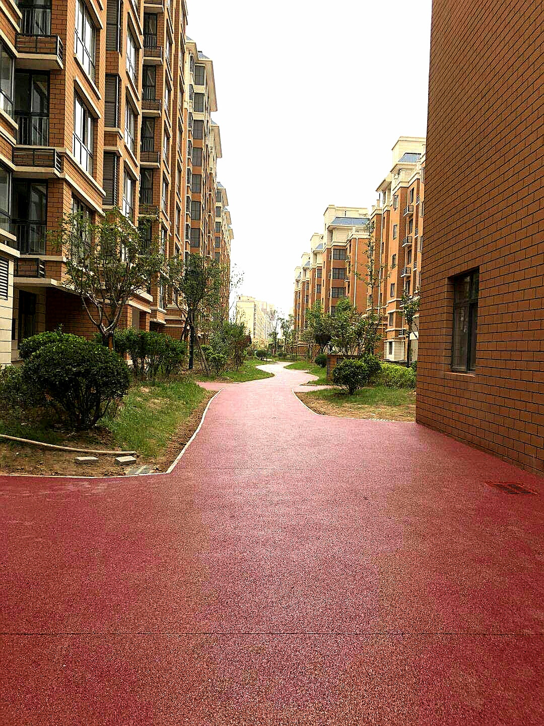 豪城天下生態(tài)透水道路