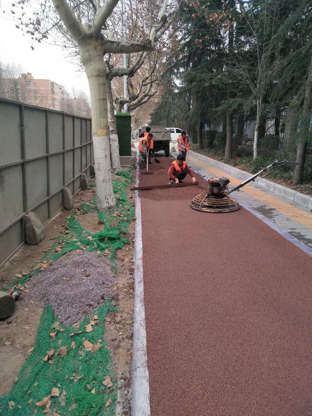 姜譚路透水步道