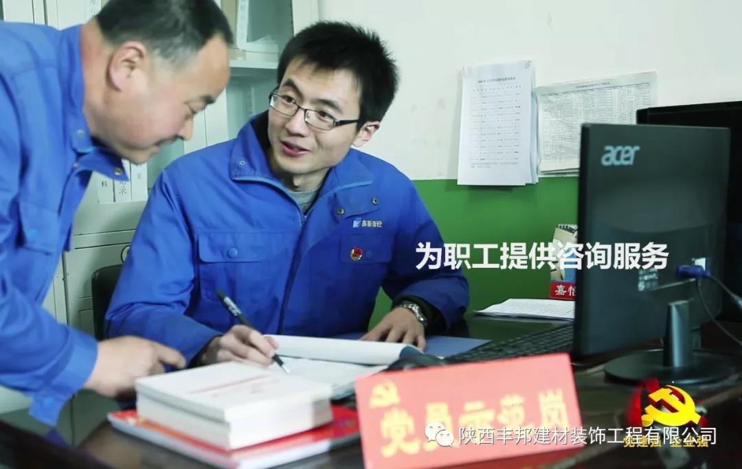 華麗轉(zhuǎn)身，他從閱兵場闊步邁向到祖國建設(shè)大舞臺！