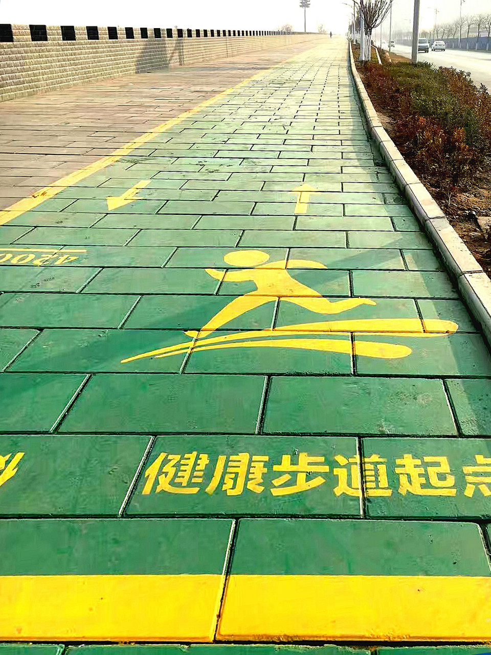 寶雞市濱河路堤壩水性固化地坪