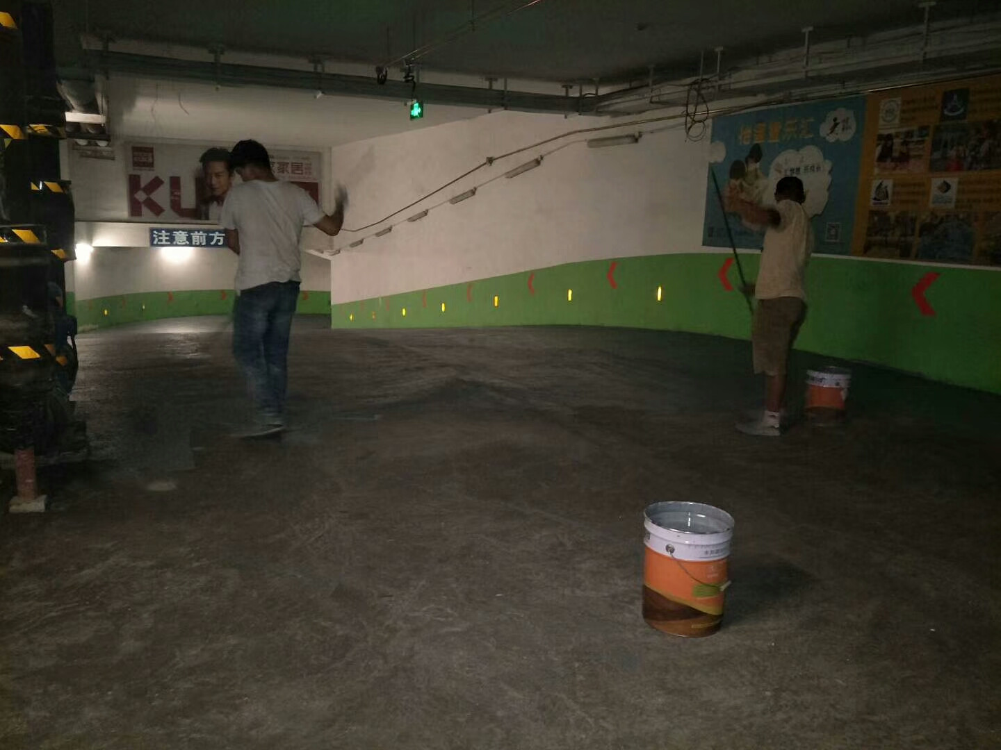 北京居然之家地下停車場環氧地坪