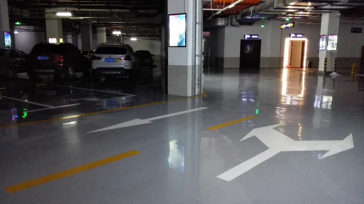 寶雞博鵬中心地下停車場環氧自流平