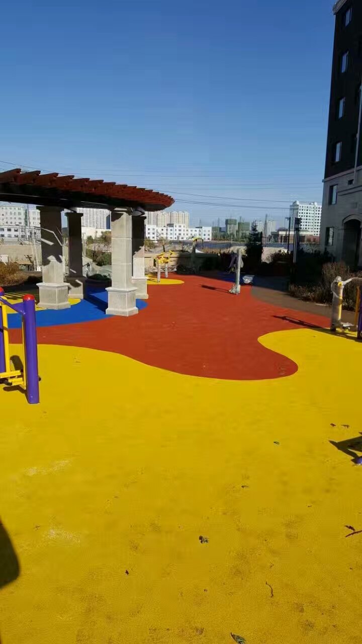 豐邦運(yùn)動場坪展示