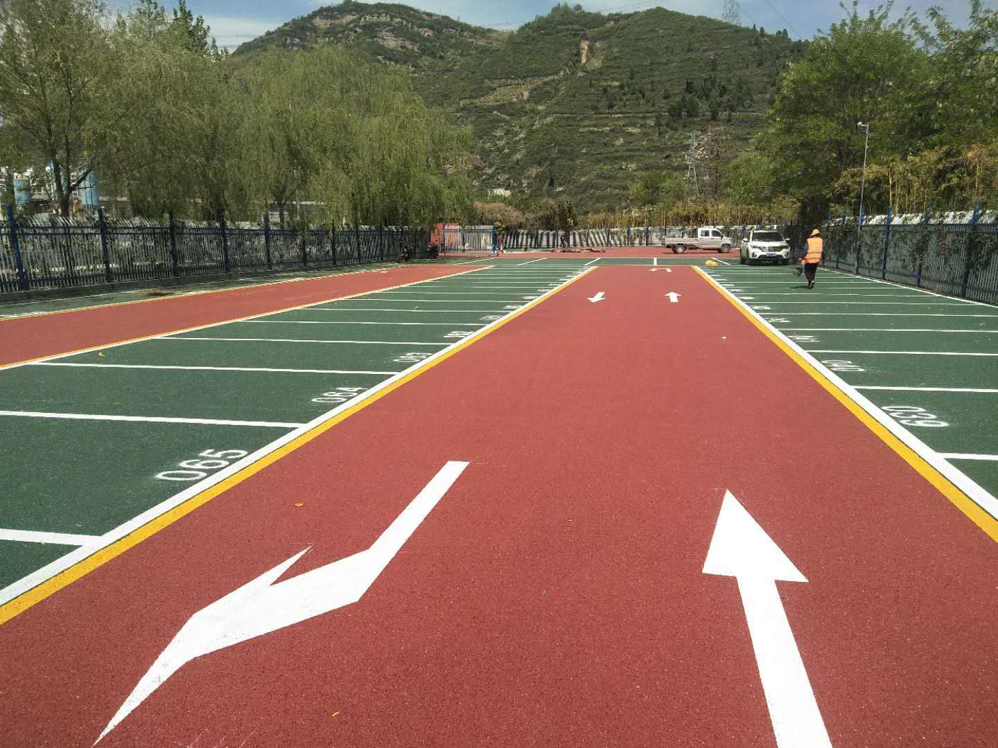 鳳縣鳳中路停車場