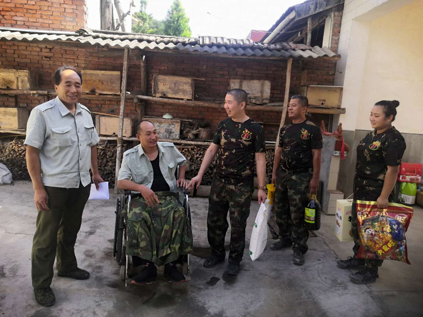 陜西豐邦入村進(jìn)戶看望人傷疾、退役軍人
