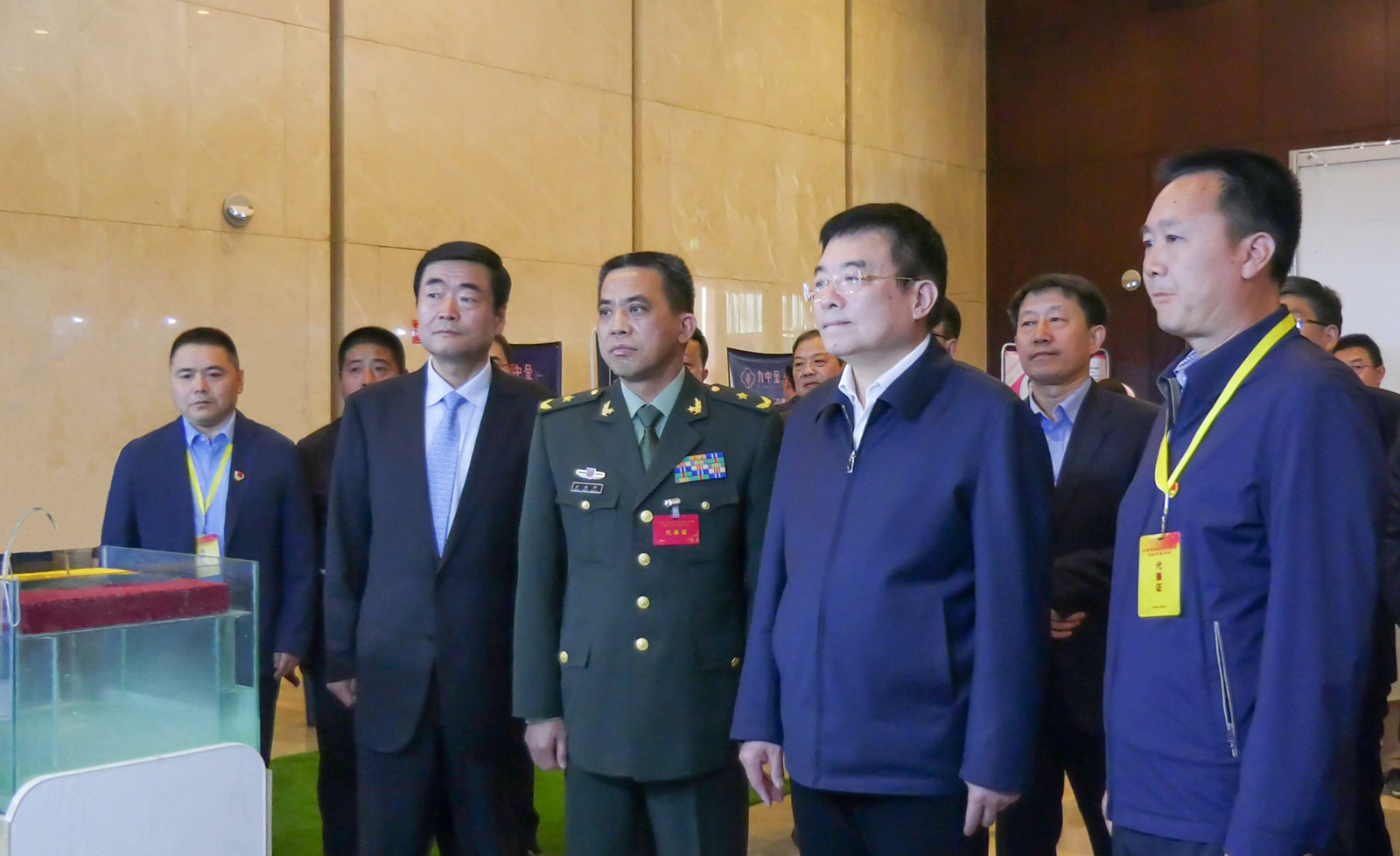 省退役軍人事務(wù)廳黨組書記，廳長(zhǎng)高中印一行蒞臨陜西豐邦調(diào)研指導(dǎo)