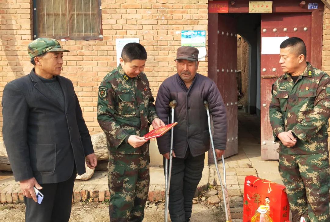 雙節送關愛，情暖老兵心——陜西豐邦黨支部看望慰問結對幫扶傷殘困難退役軍人