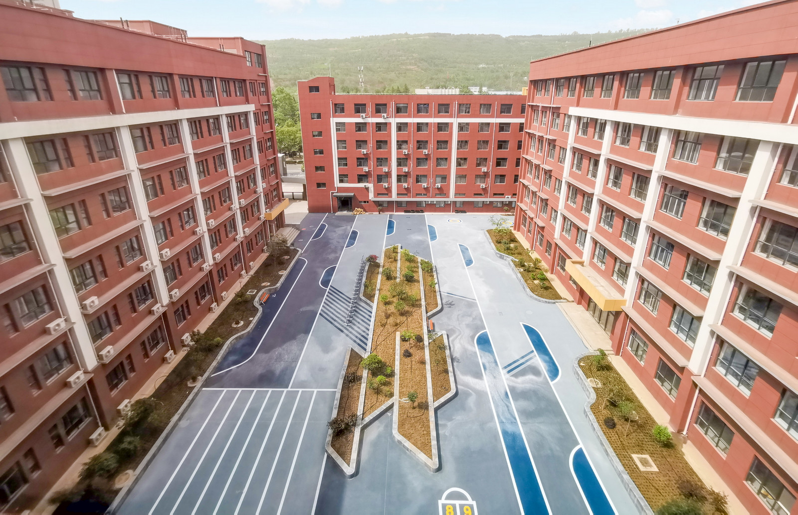 豐邦精品工程展示：臥龍寺片區某學校多功能地坪