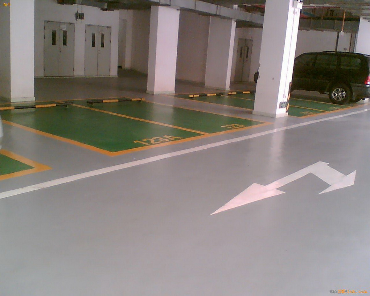寶雞天璽臺地下停車場