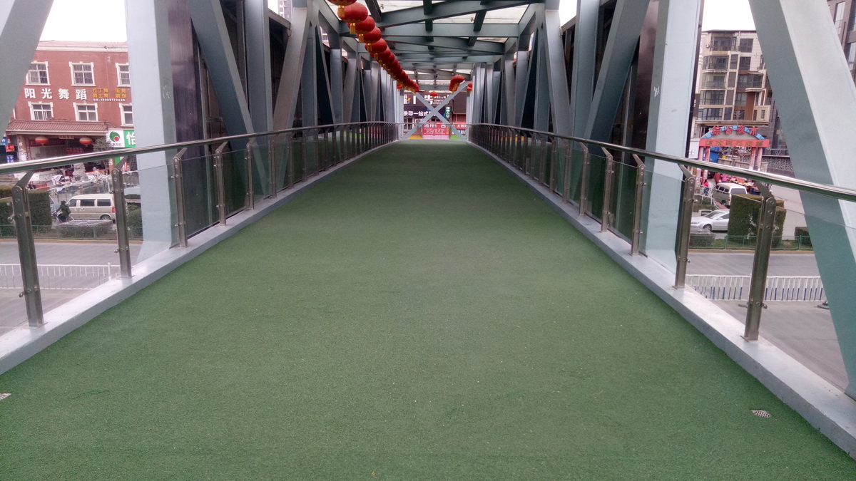 寶雞文理學院過街天橋